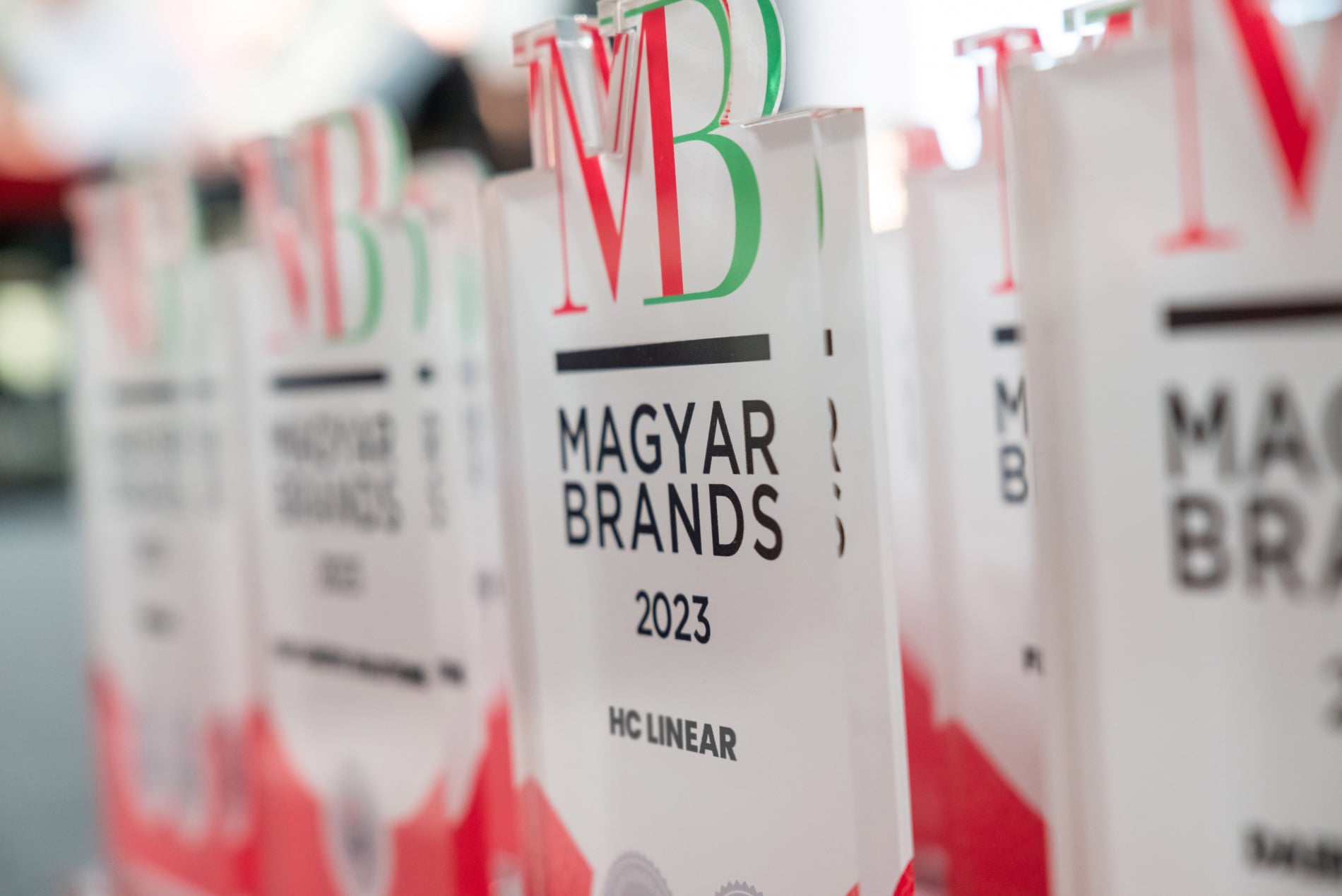 MagyarBrands HC Linear